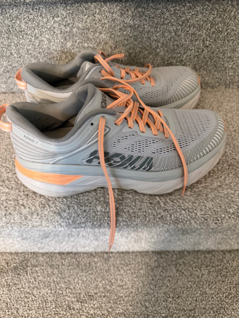 Hoka One One Bondi 7 Women’s Sneakers - Light Gray with Peach